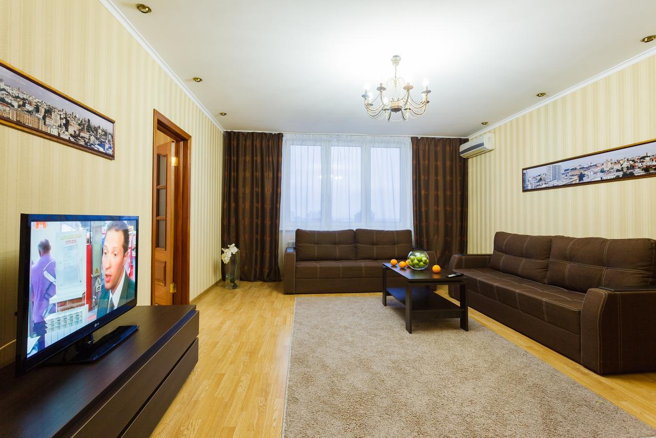 Apartment In Complex Korona On Knyazhyi Zaton 21 キエフ エクステリア 写真
