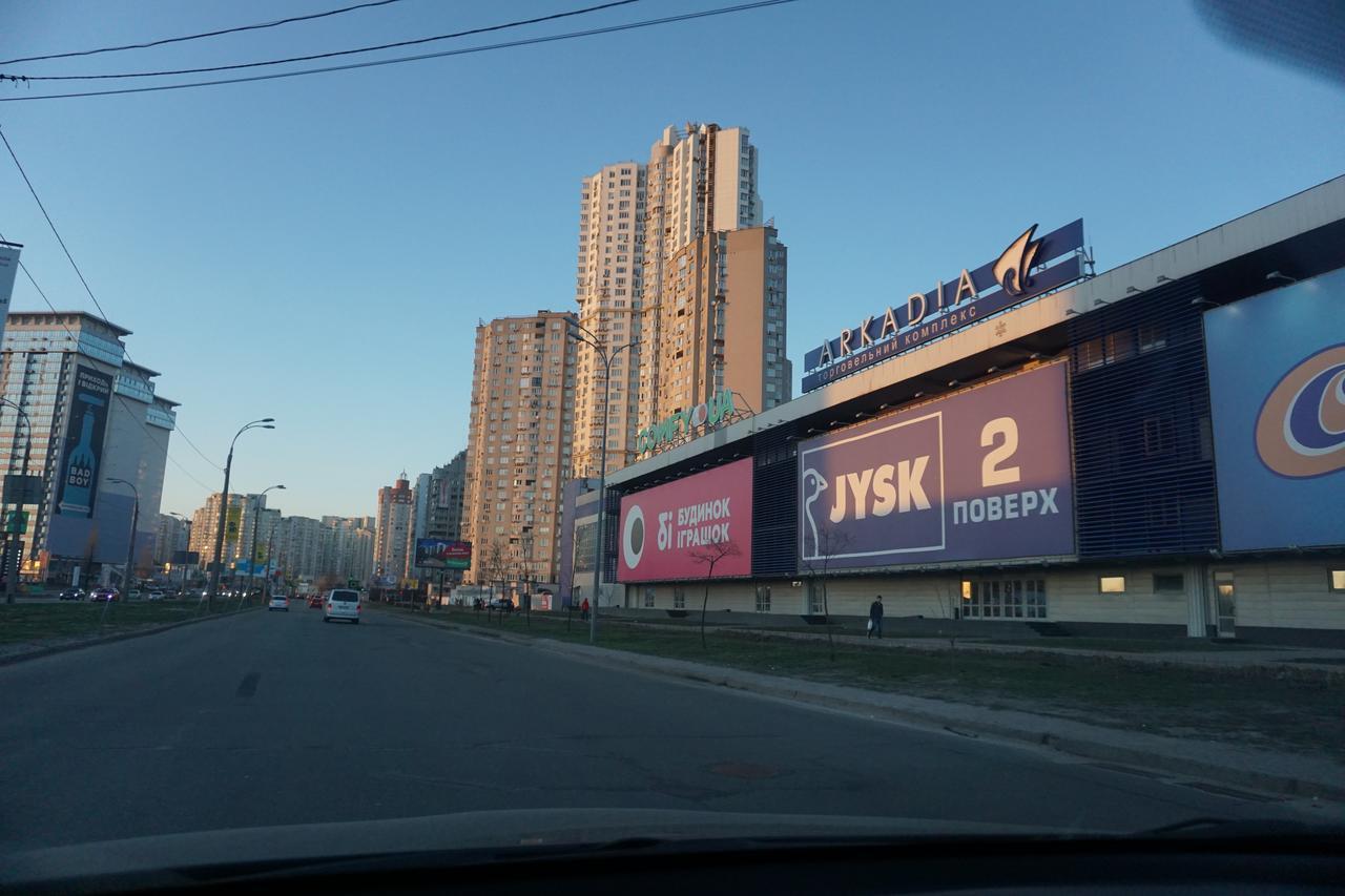 Apartment In Complex Korona On Knyazhyi Zaton 21 キエフ エクステリア 写真